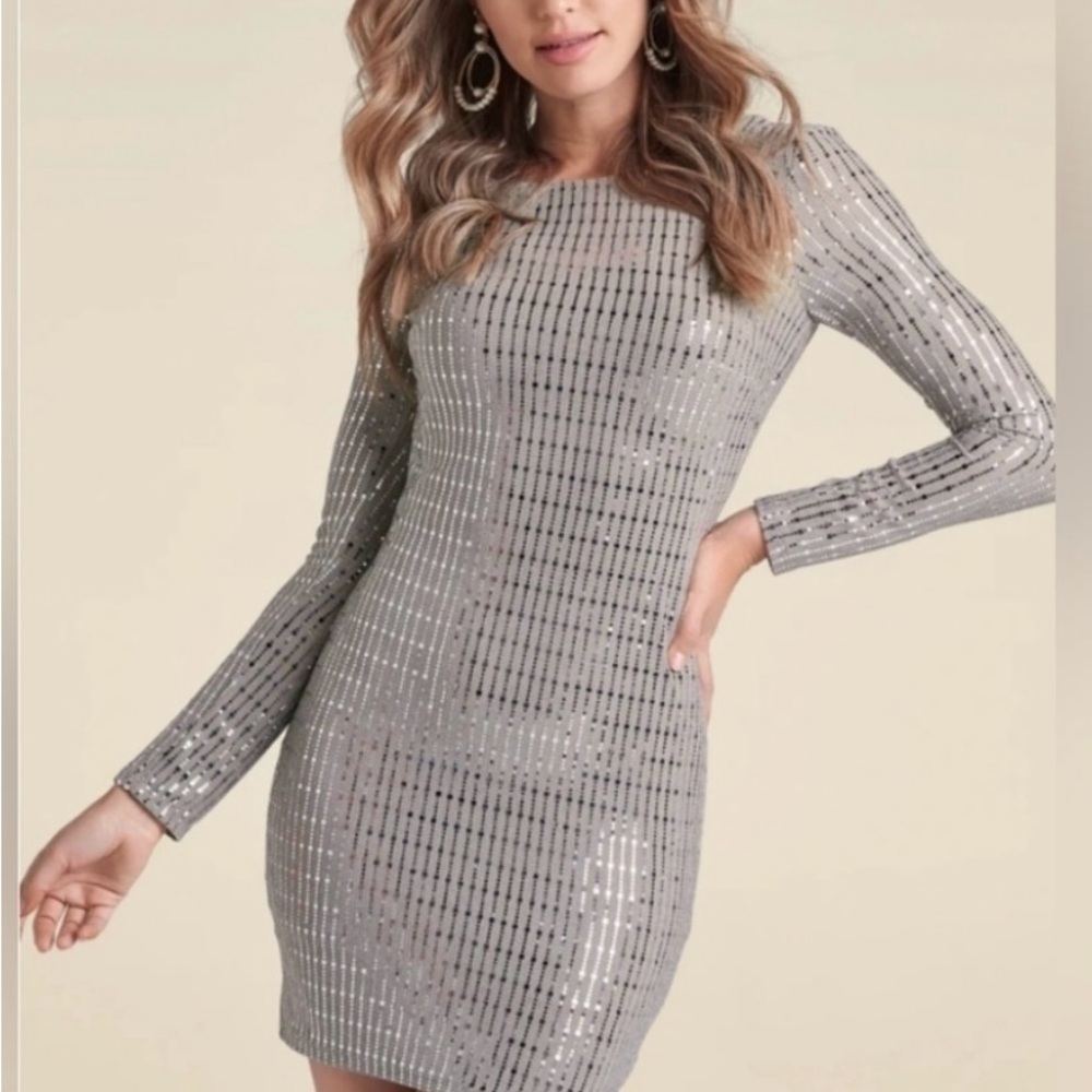 VENUS Shimmering Silver Long Sleeve Dress